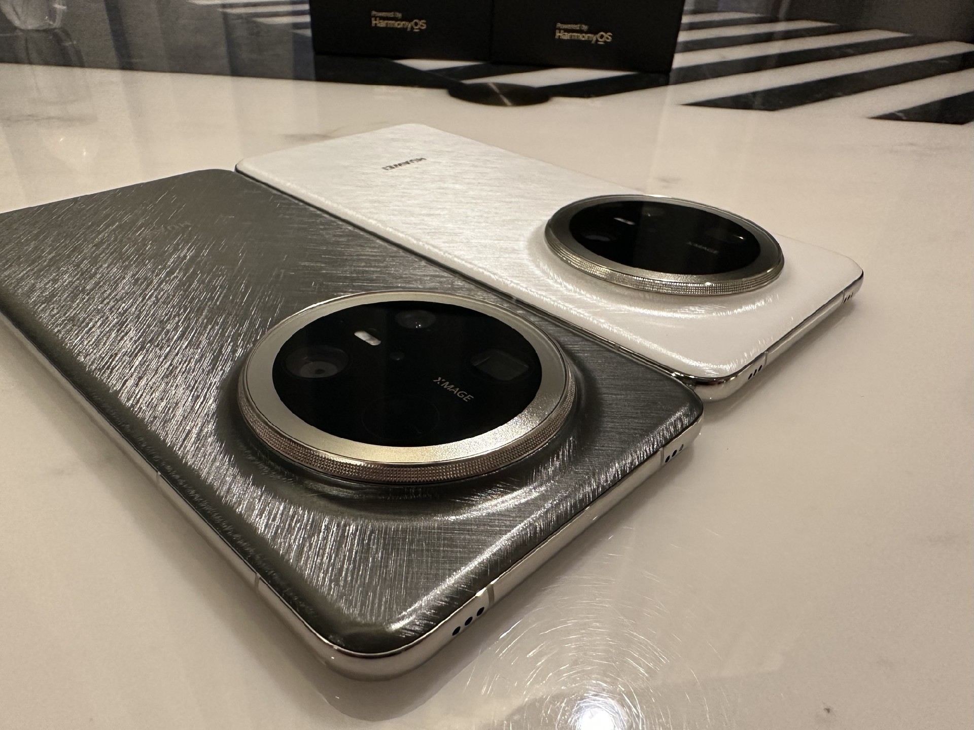华为Mate 70 Pro+快速上手：超越Mate的Mate到底长啥样？