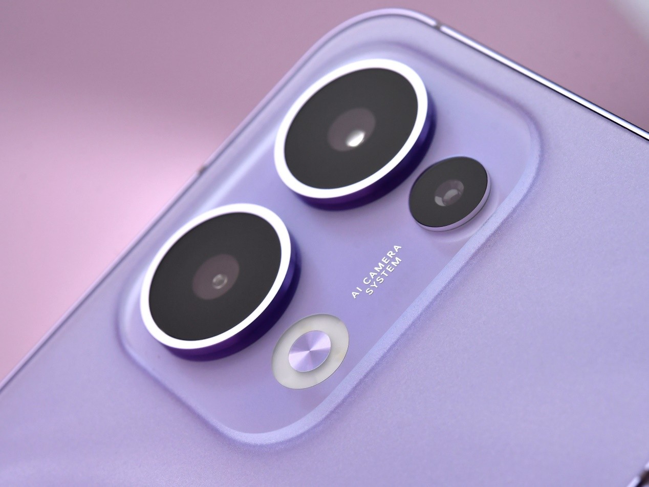 更适合年轻人的超美小直屏 OPPO Reno13全面评测