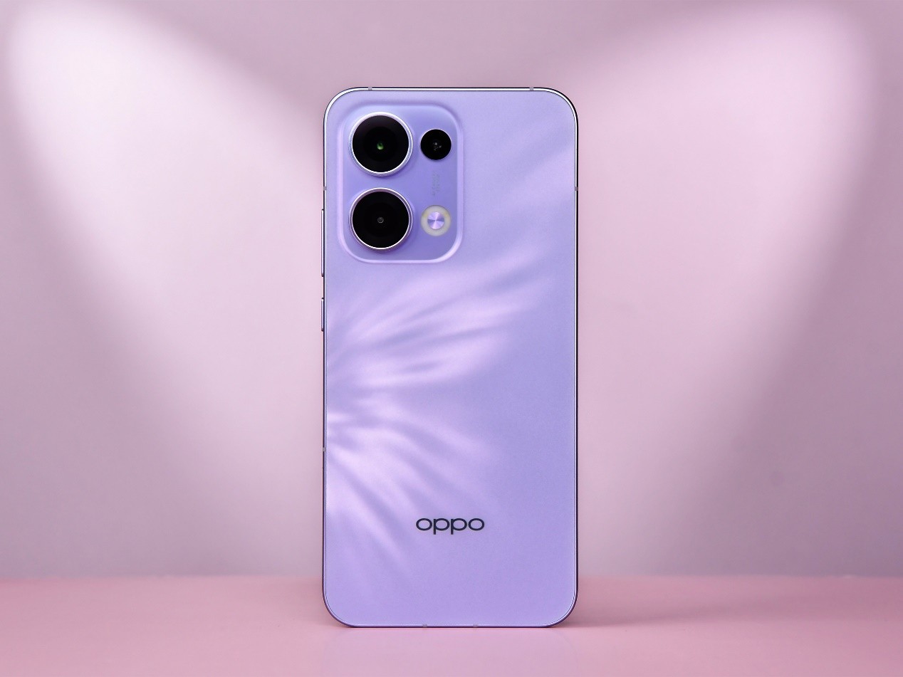 更适合年轻人的超美小直屏 OPPO Reno13全面评测