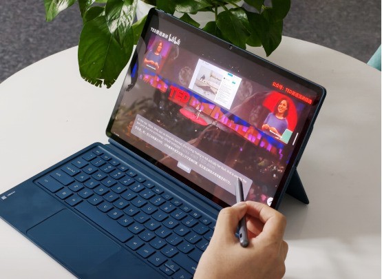 联想YOGA Pad Pro AI元启版评测 随手一圈 智慧尽在笔尖