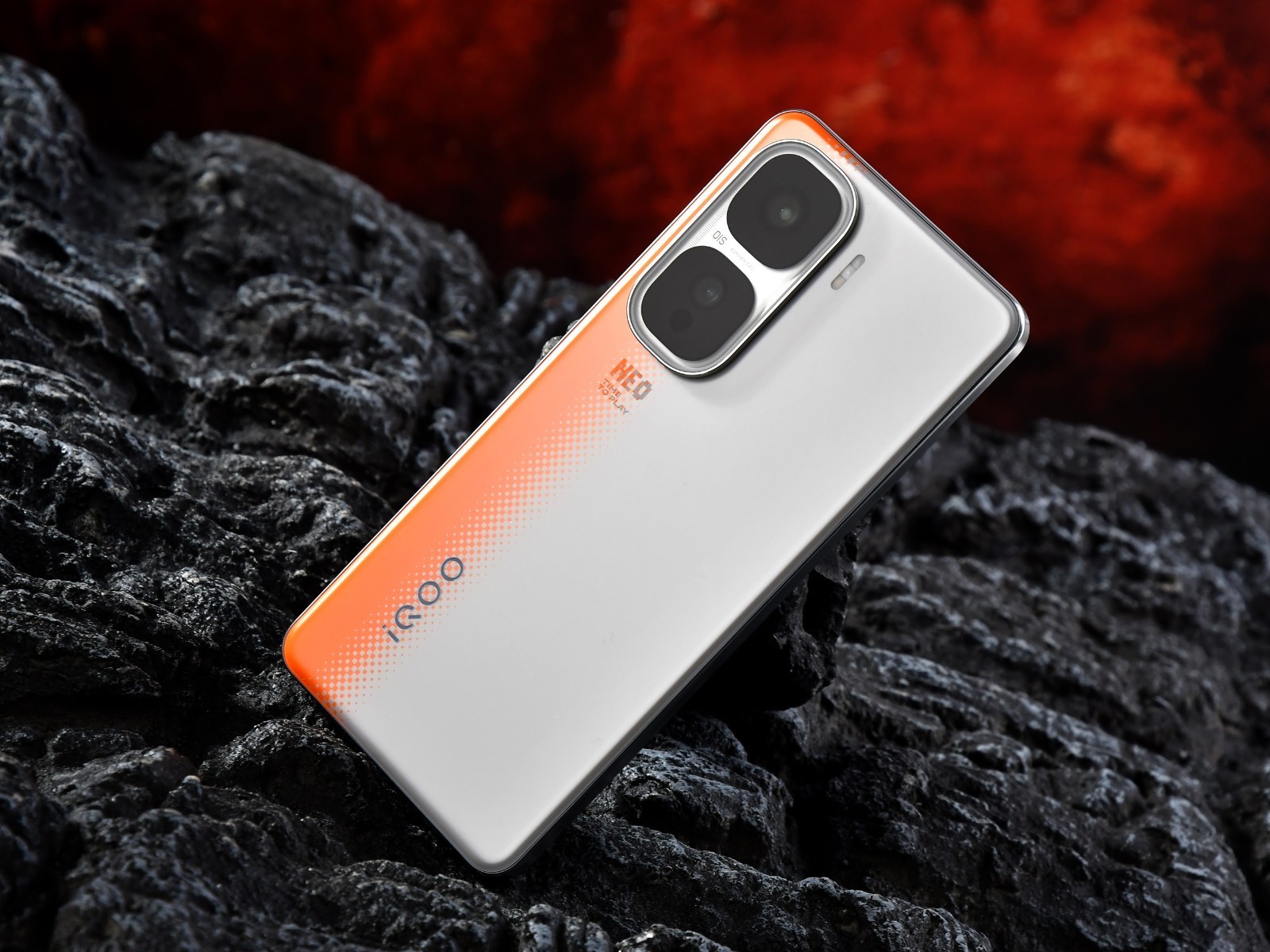 iQOO Neo10系列设计解读：更轻更薄的性能旗舰