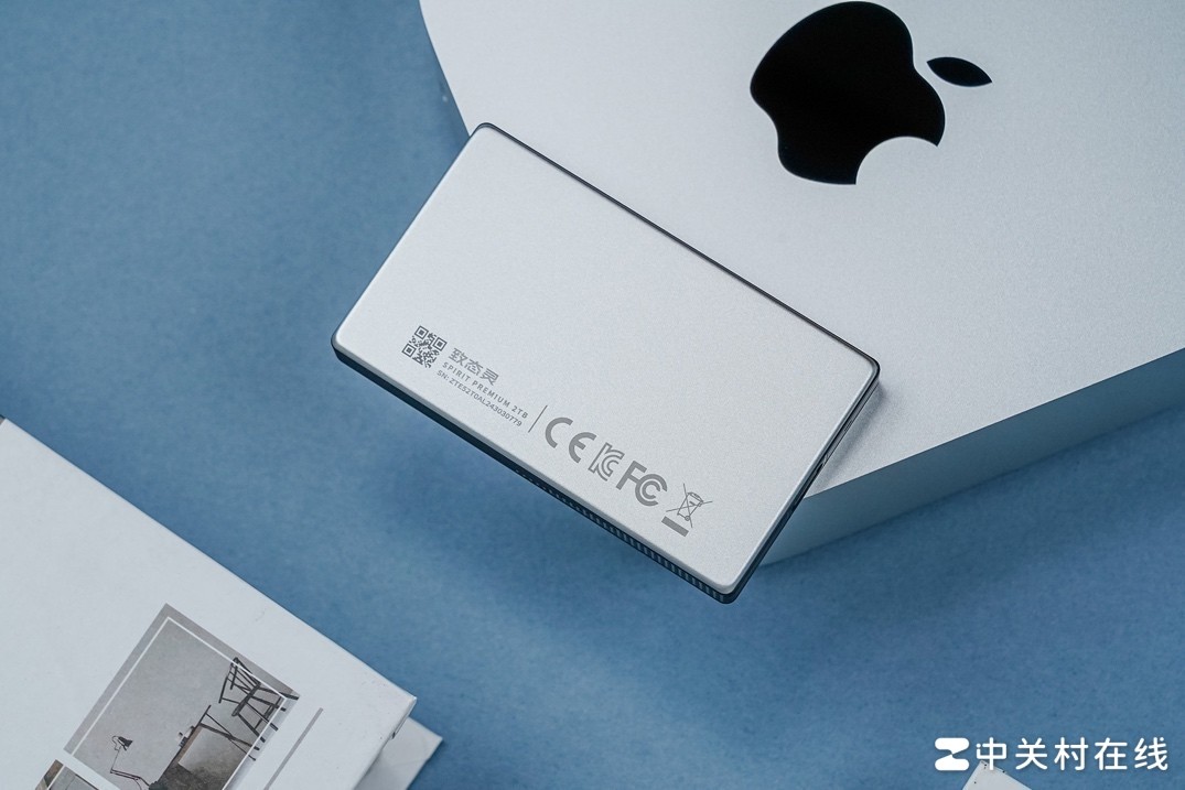 致态灵·先锋版移动固态硬盘实测：这才是苹果M4 Mac mini的好搭子