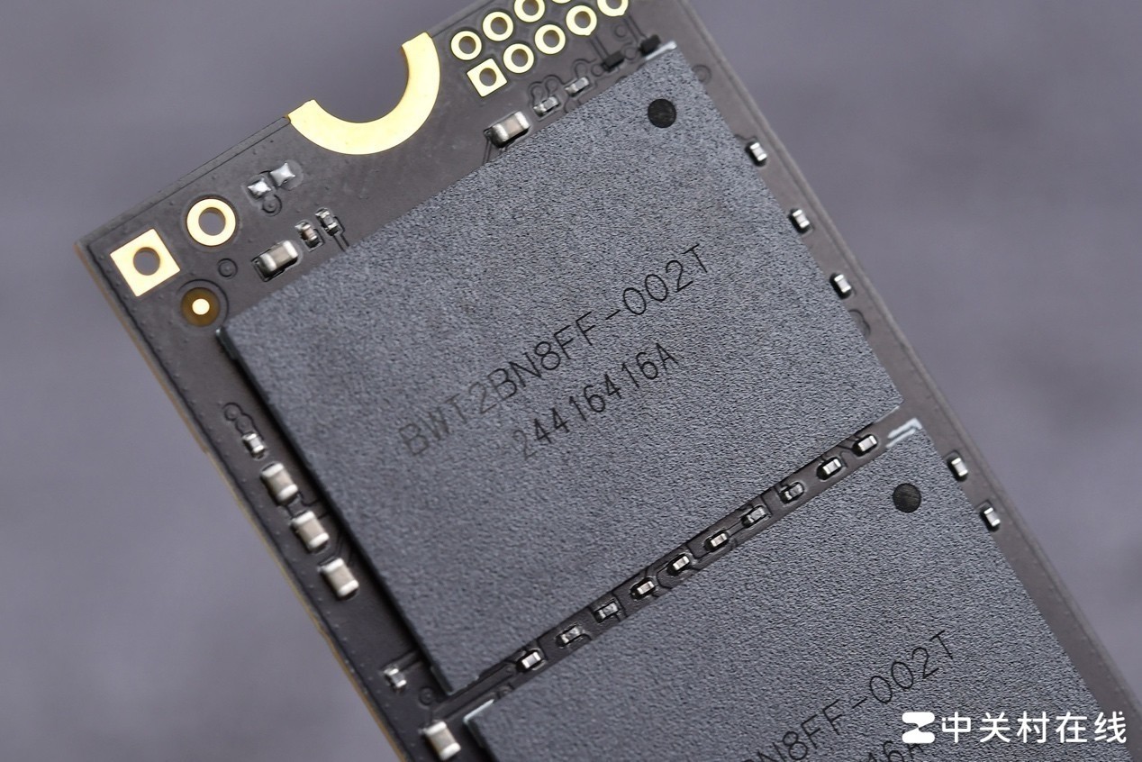 佰维X570 PRO天启4TB PCIe5.0固态硬盘评测 “满血”Gen5稳了