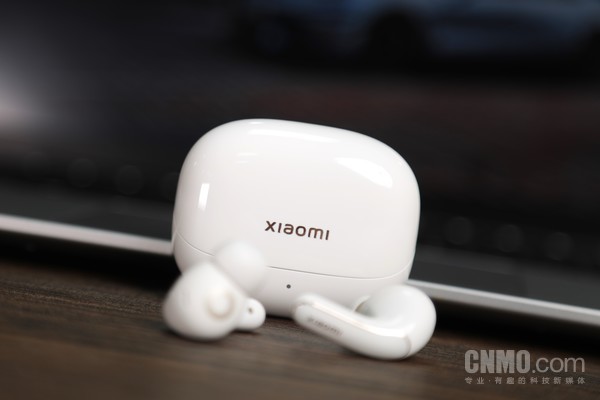 Xiaomi Buds 5 Pro：练习两年半归来 音质降噪全面升级