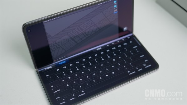 OPPO Find N5：8.93mm带来无感体验 2025年大折叠的版本答案