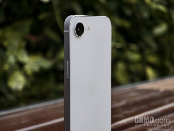 iPhone 16e配备4800万像素镜头