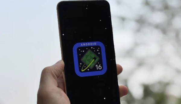 早报：苹果推出iOS 18.4测试版 比亚迪公布2024年财报