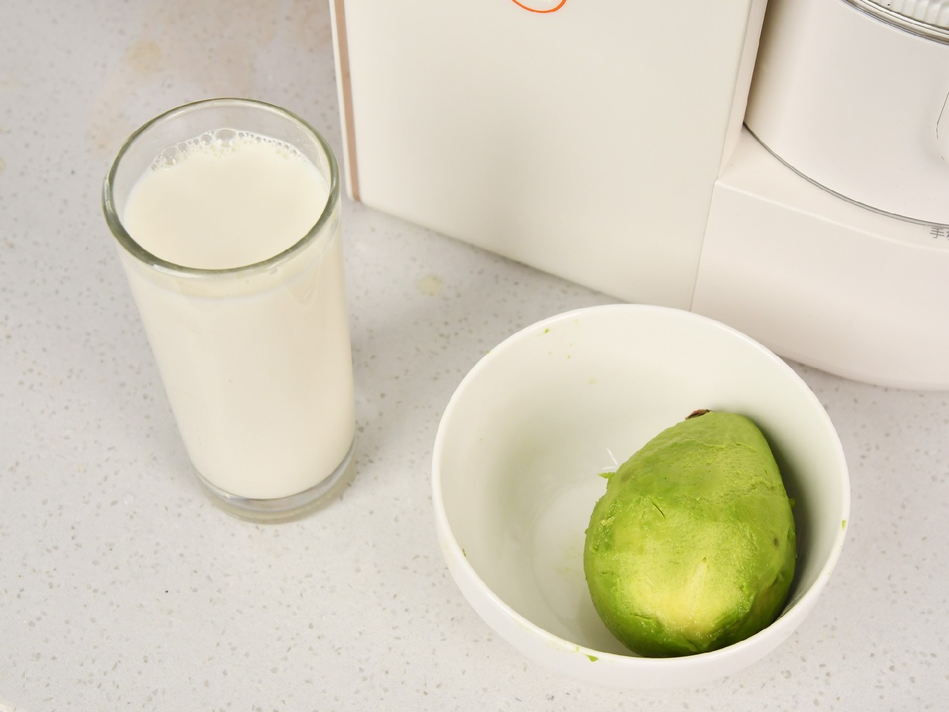 九阳料理大师B1U体验：水料双仓 变频轻音 厨房新生物