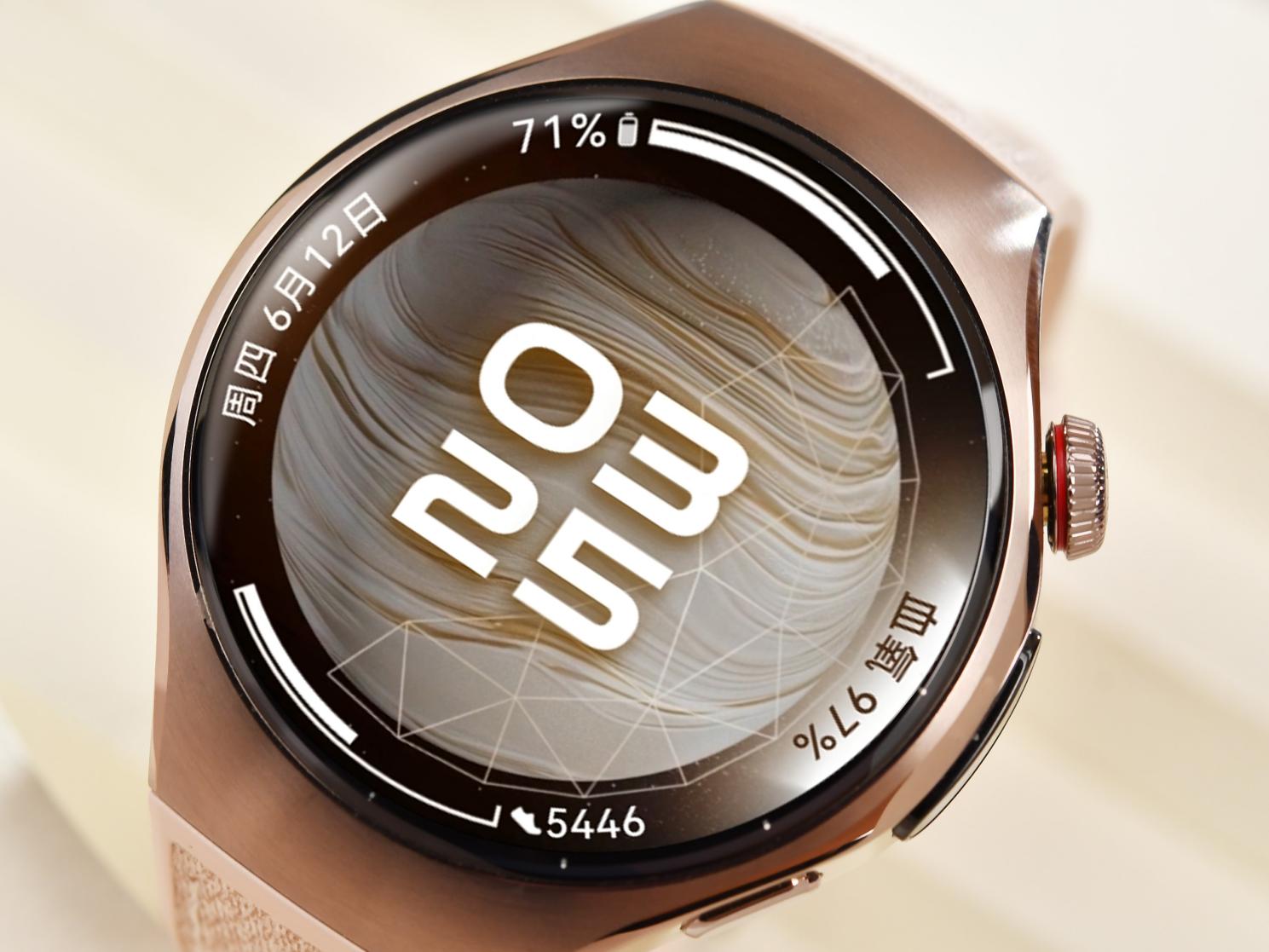 华为WATCH 5评测：首款鸿蒙AI+麒麟+5G智能手表 2025必入之选