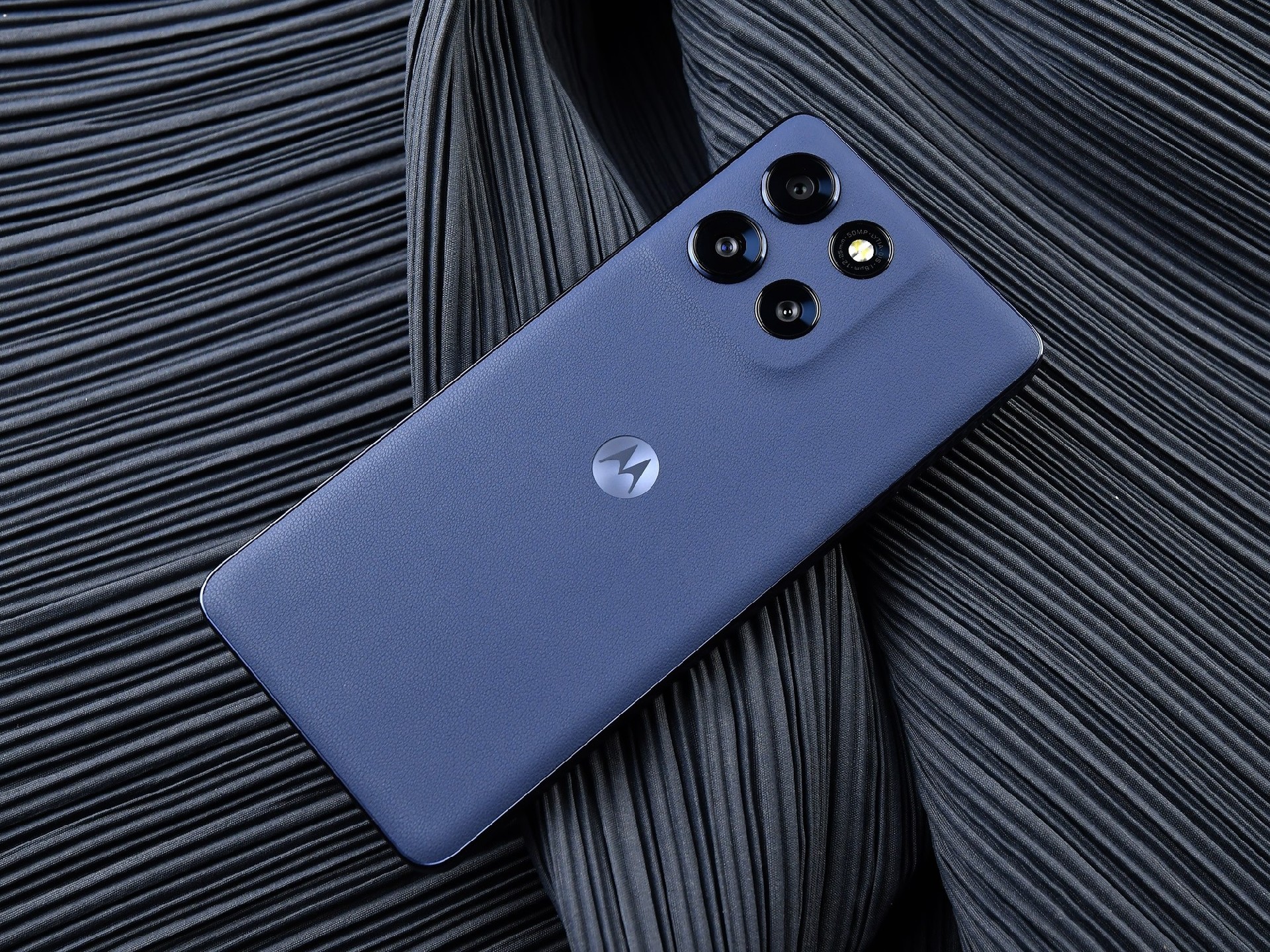 联想moto g100 Pro评测：好看、耐用又好用，长续航好屏幕双在线