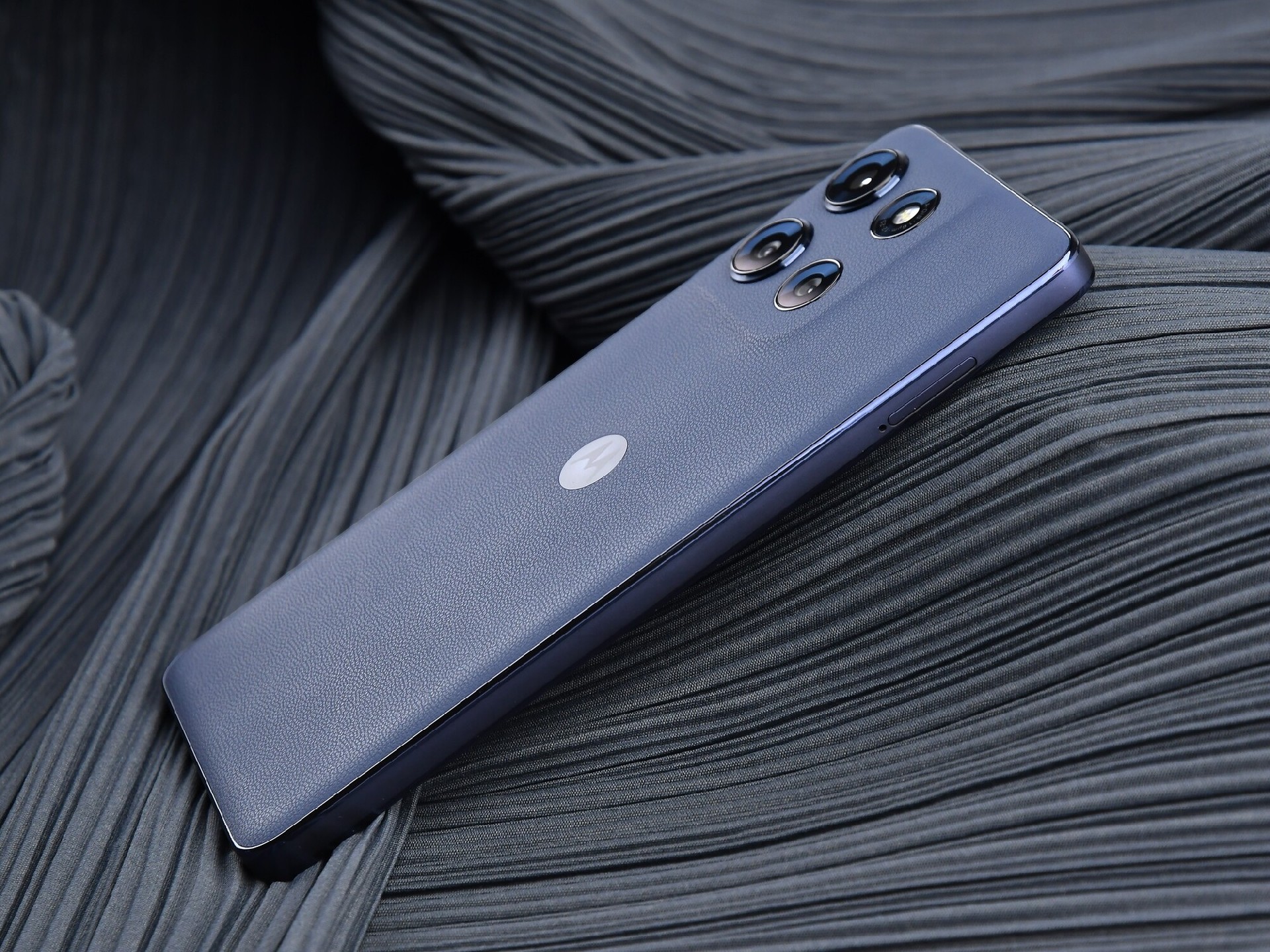 联想moto g100 Pro评测：好看、耐用又好用，长续航好屏幕双在线
