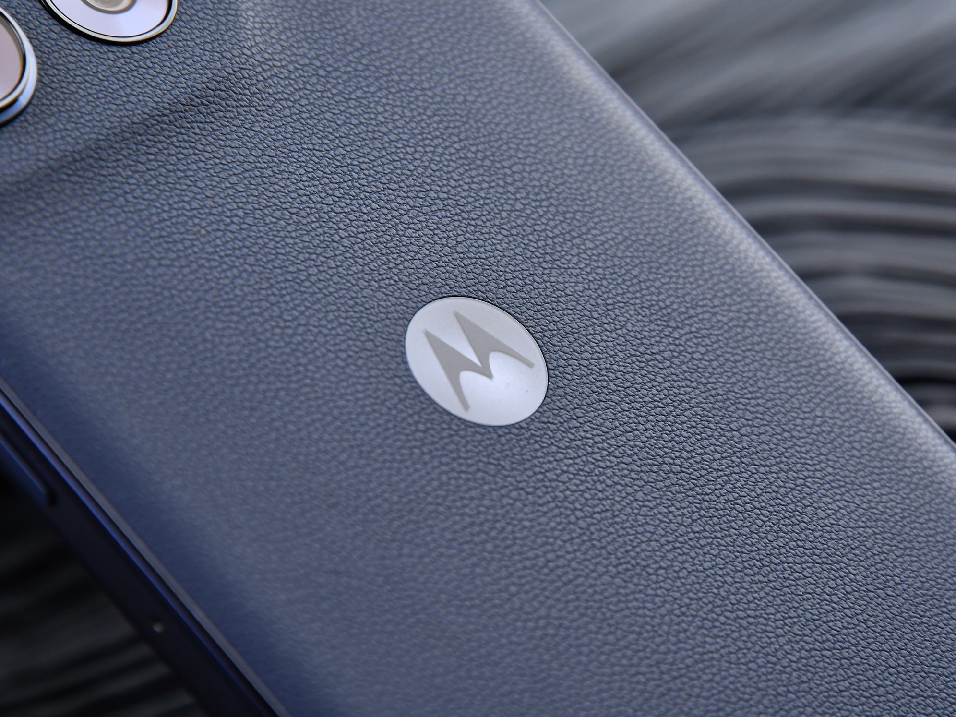 联想moto g100 Pro评测：好看、耐用又好用，长续航好屏幕双在线