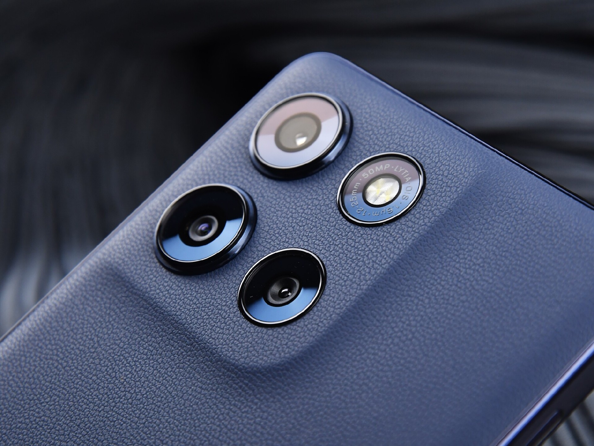 联想moto g100 Pro评测：好看、耐用又好用，长续航好屏幕双在线