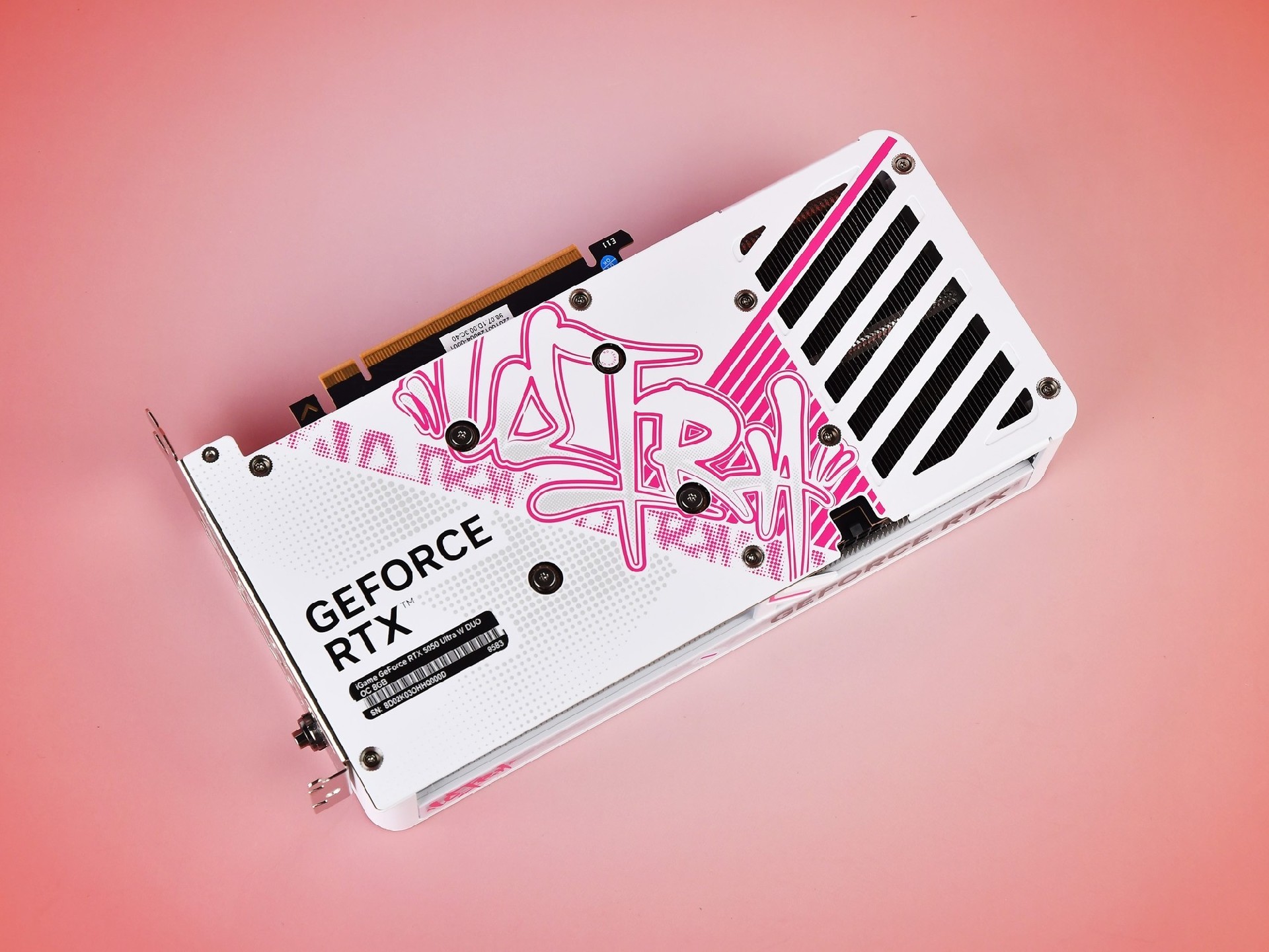 iGame GeForce RTX 5050 Ultra W DUO显卡评测 迭代优选 4060“接班人”