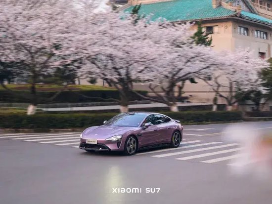 ■ 小米SU7
