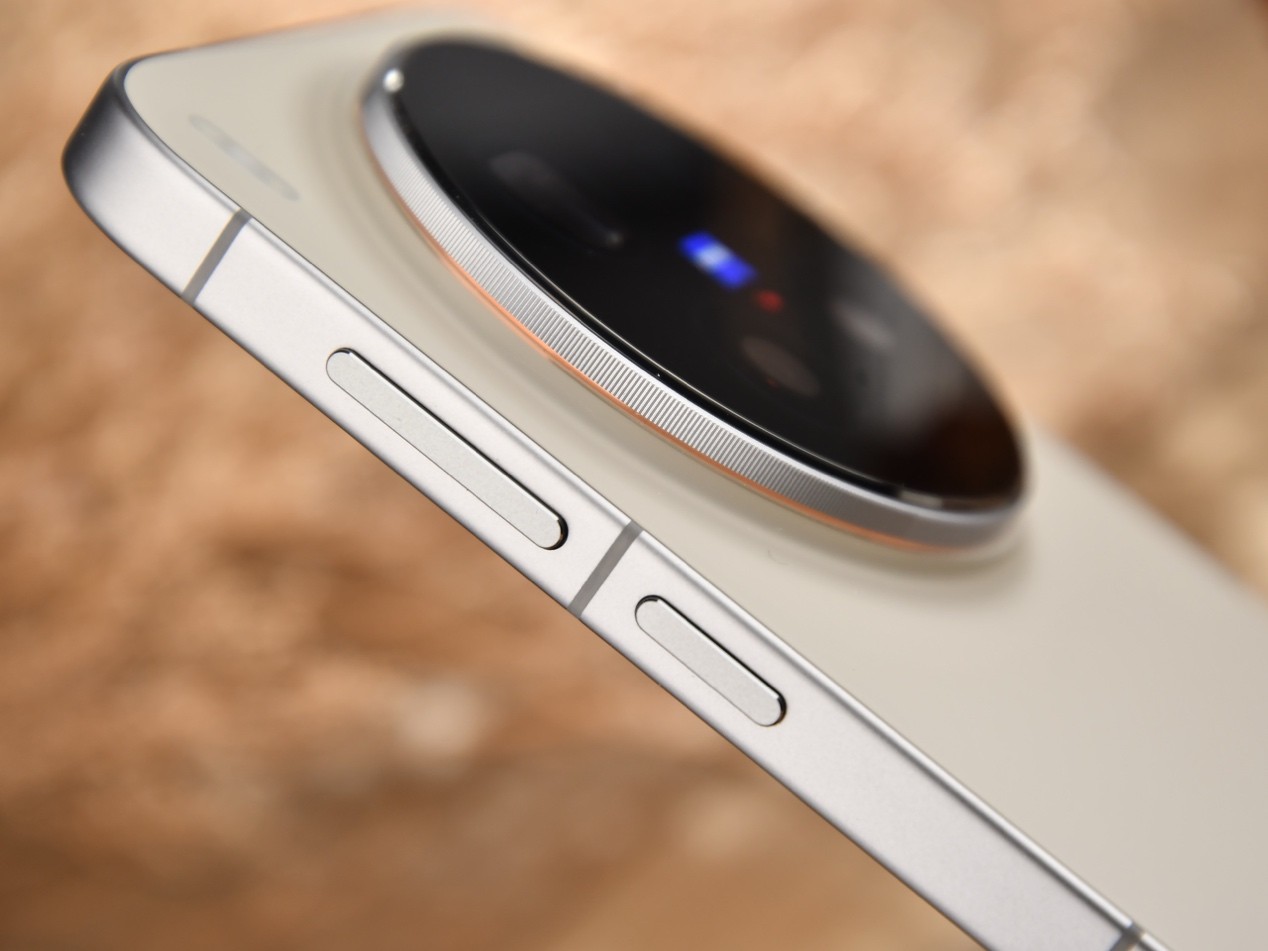 vivo X300 Pro全面评测：旗舰不止在影像