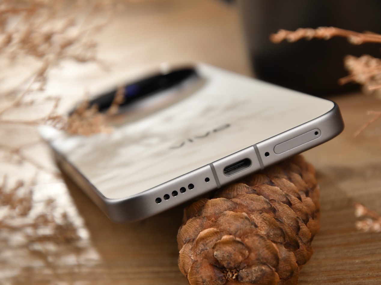 vivo X300 Pro全面评测：旗舰不止在影像