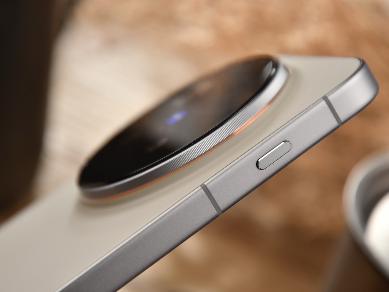 vivo X300 Pro全面评测：旗舰不止在影像