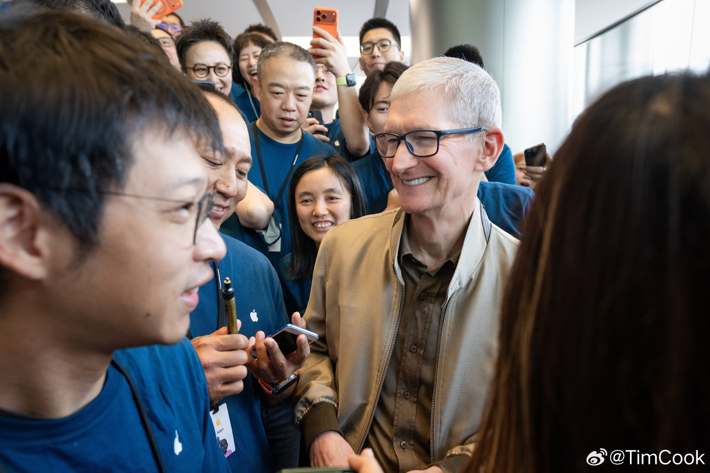 图片来源：库克微博
