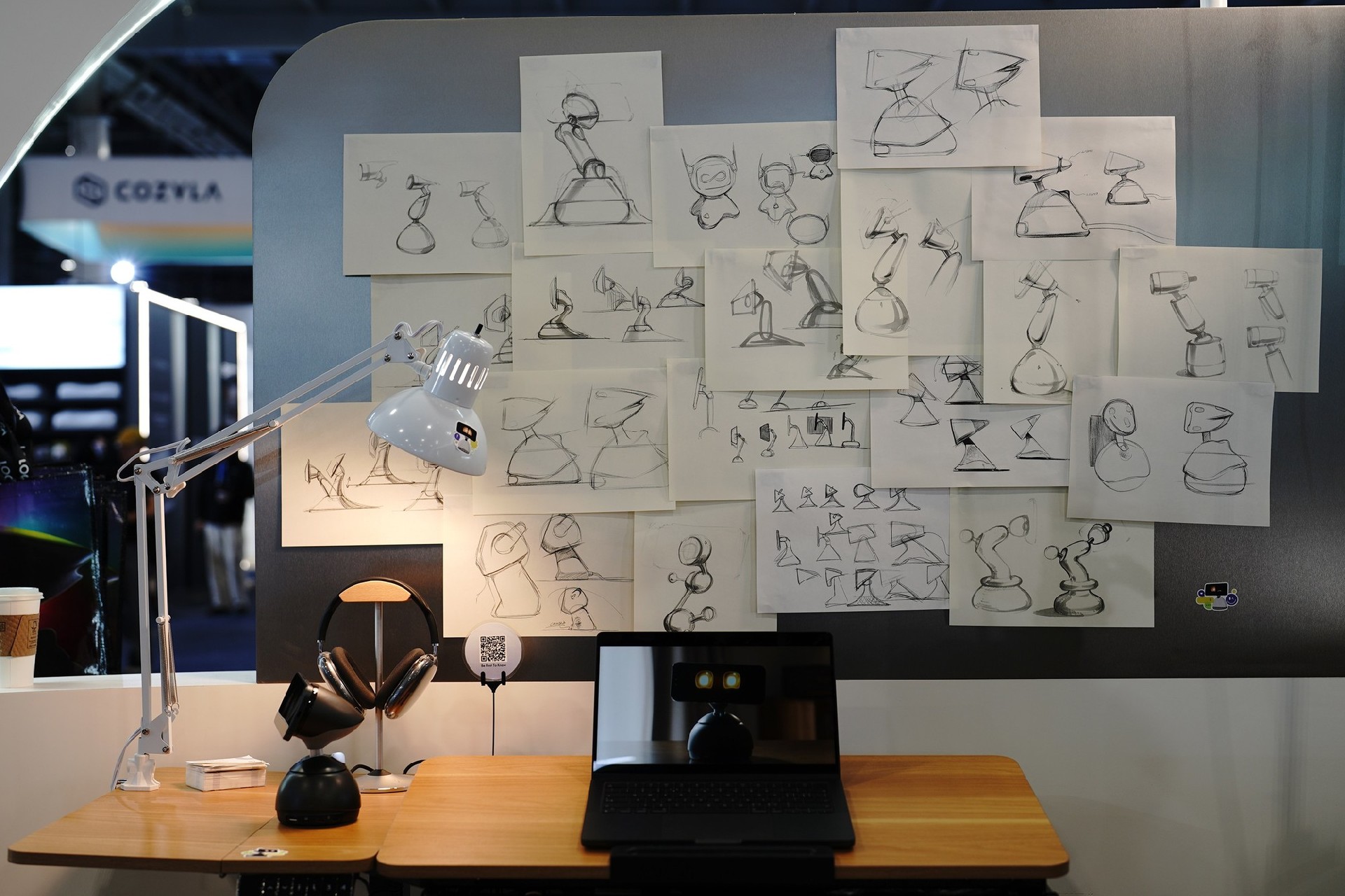 既能情感交互又能为办公提速!Loona Deskmate让打工人效率翻倍