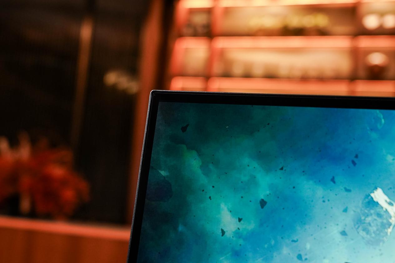 技嘉MO27Q28GR显示器评测：第四代WOLED全面竞化 多场景用户优选