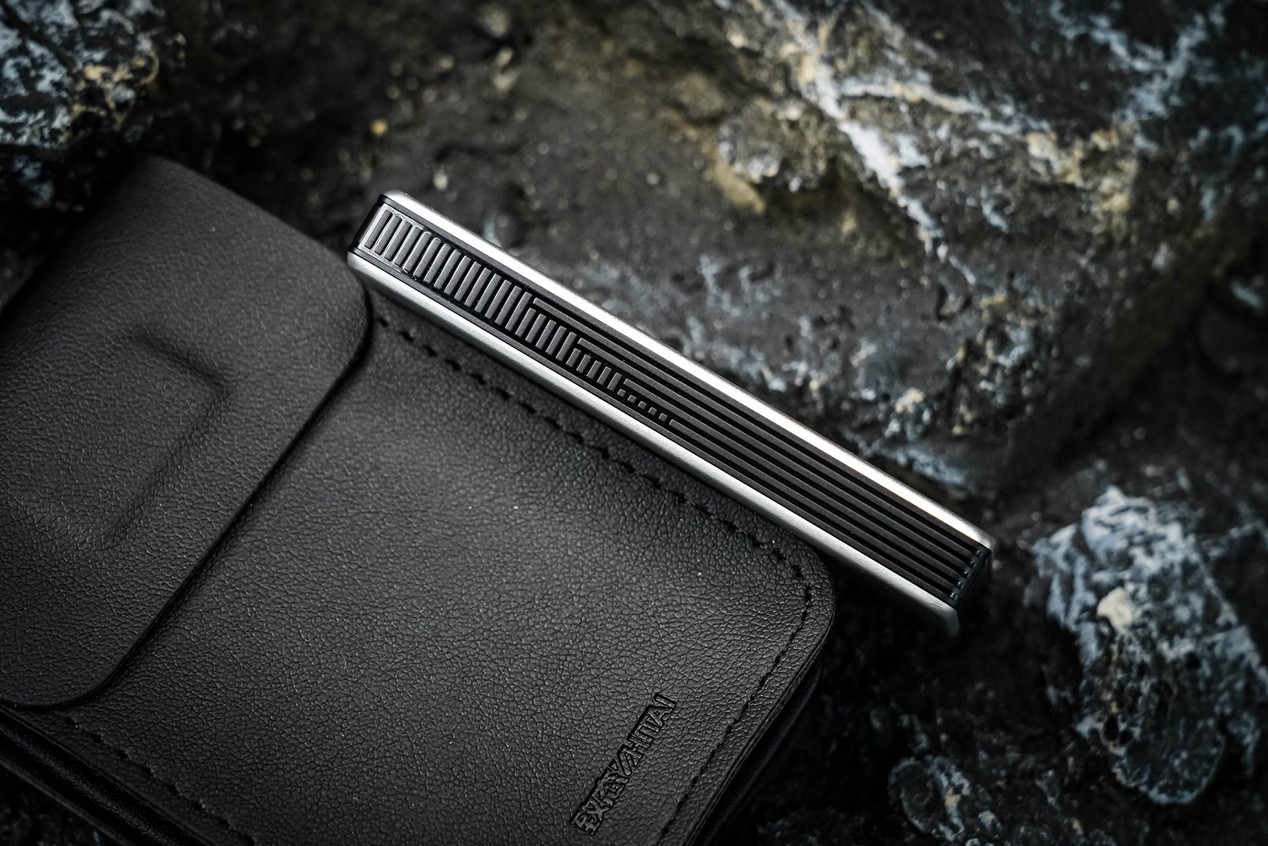 致态灵·先锋版4TB移动固态硬盘评测 海纳百川演绎于方寸之间