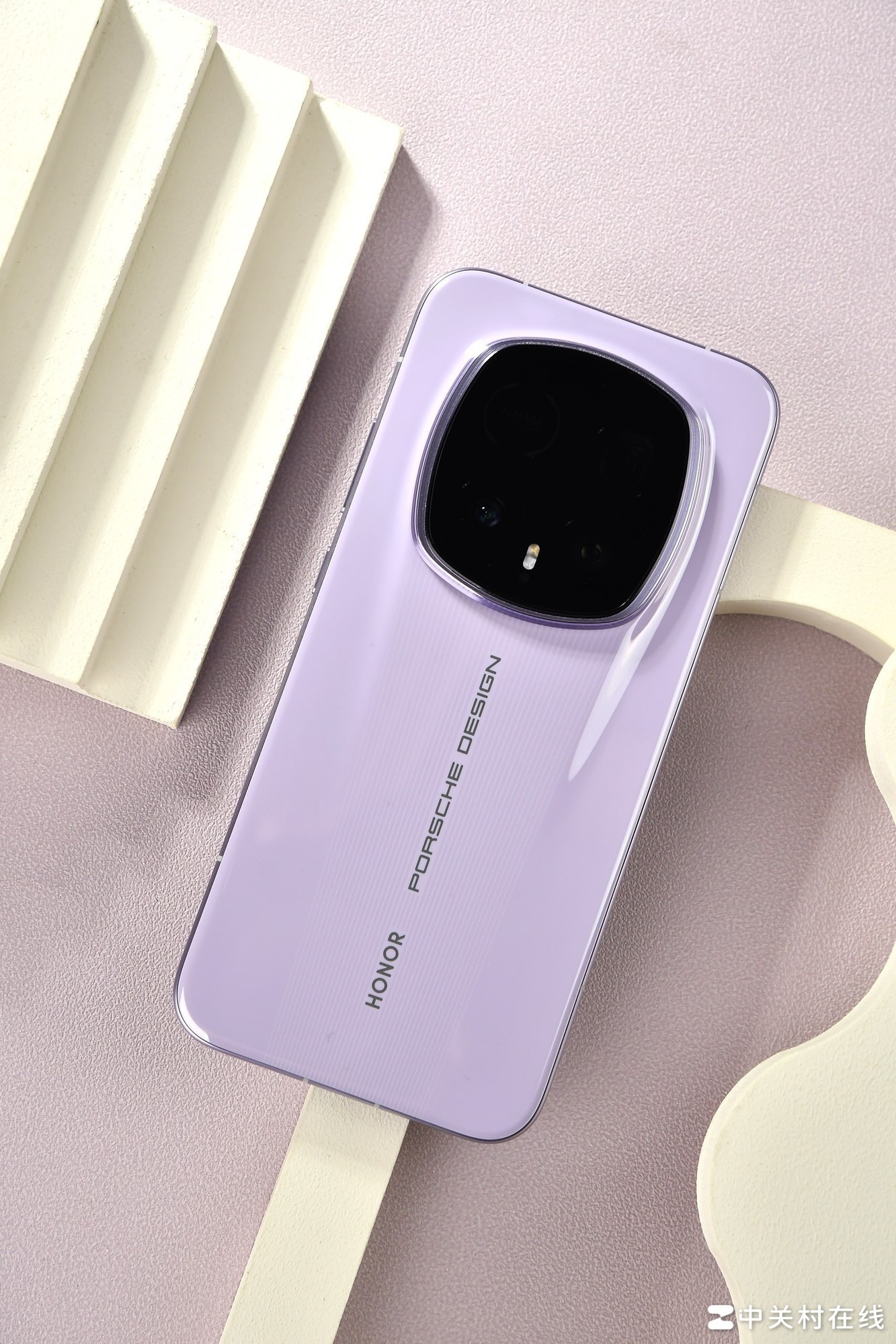 荣耀Magic8 RSR 保时捷设计上手评测：AI影像体验的新高峰