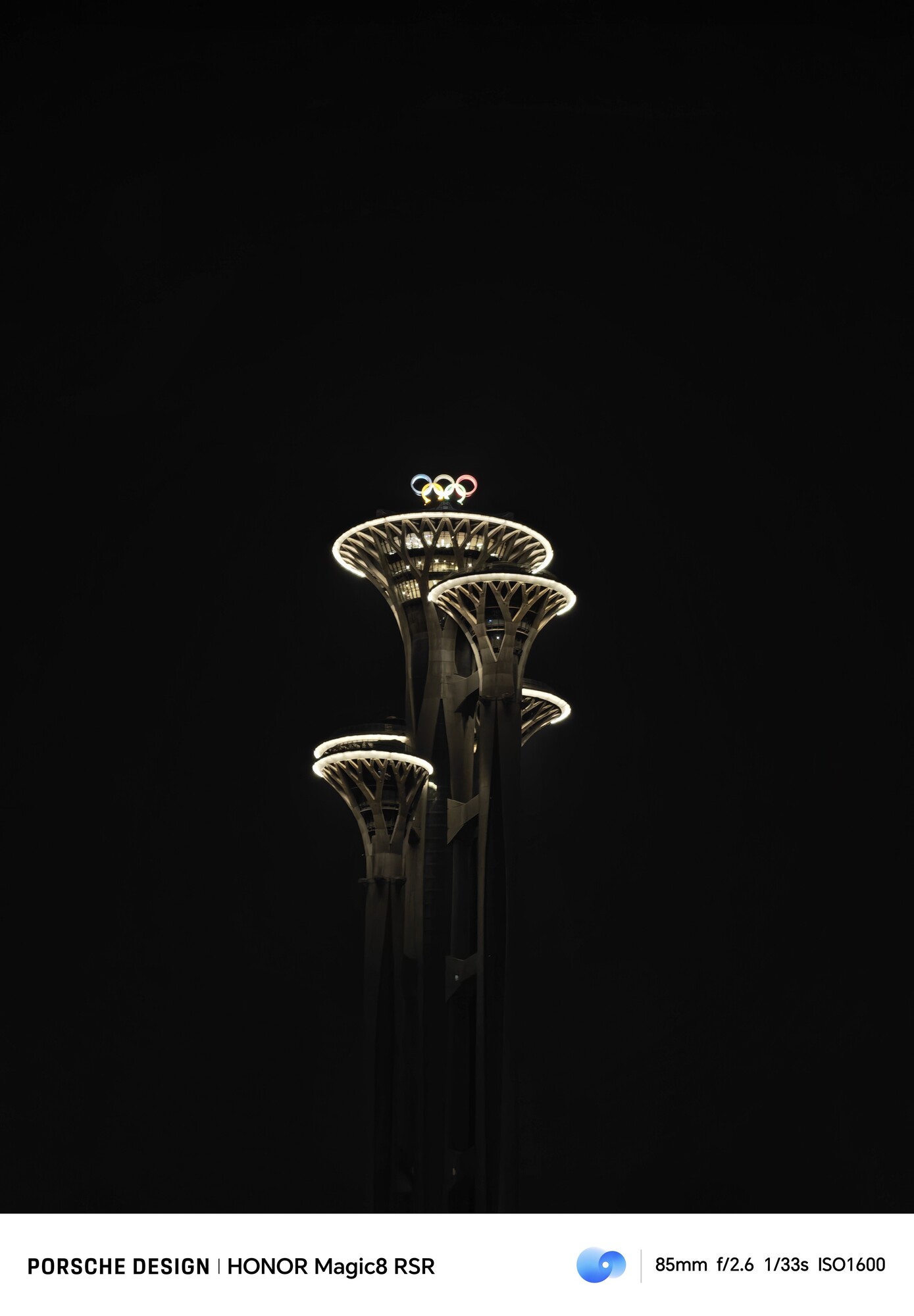 荣耀Magic8 RSR 保时捷设计上手评测：AI影像体验的新高峰