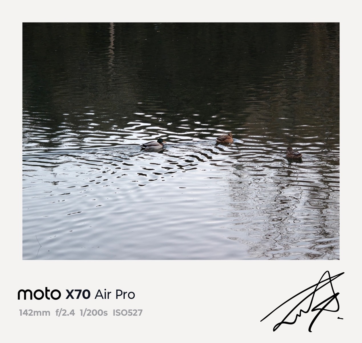 联想 moto X70 Air Pro全面评测：一台敢叫Pro的Air，到底强在哪？