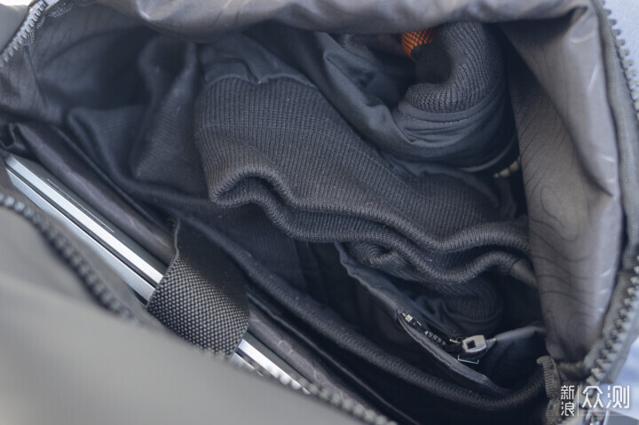 差旅、通勤、徒步的全能伙伴，地平线8号无界_新浪众测