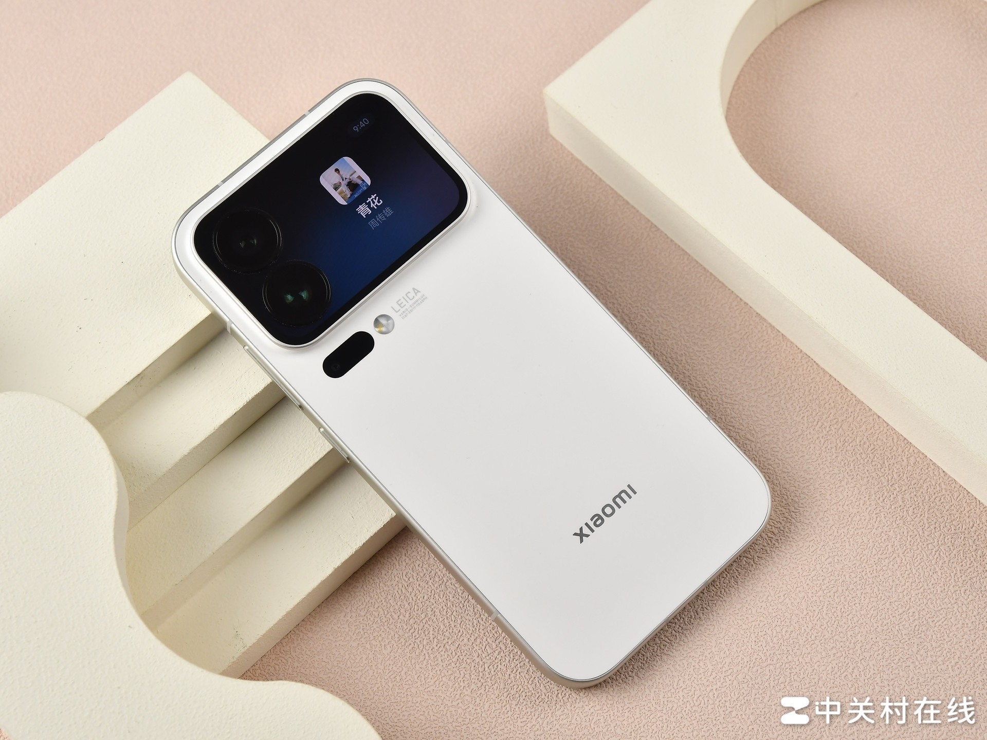 新一轮旗舰大战将至：小米去背屏，OPPO死磕小屏影像