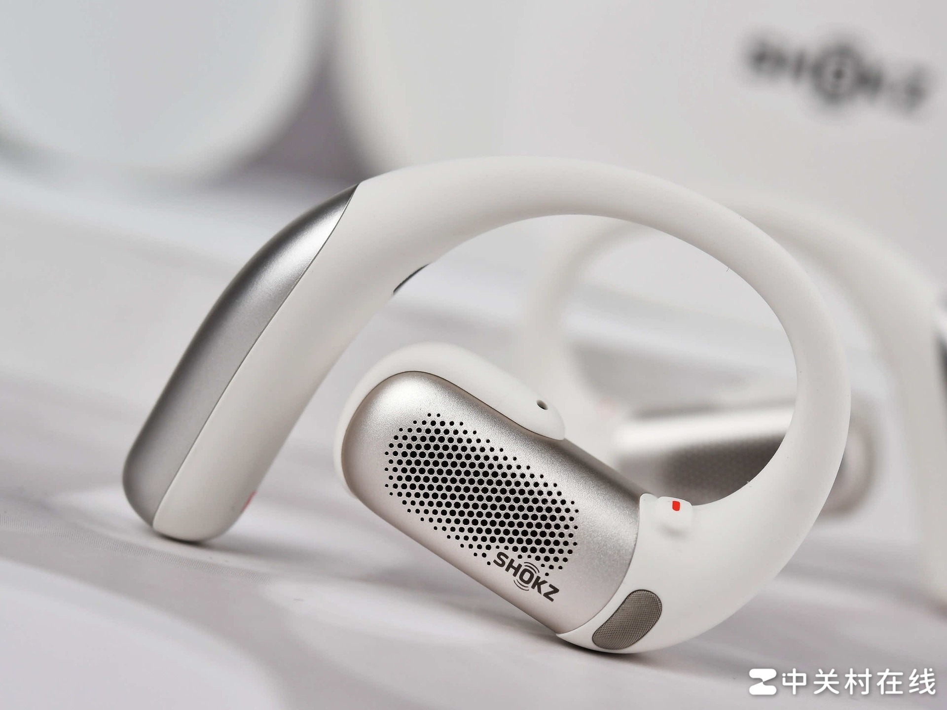 不是降噪，却更清晰：韶音OpenFit Pro用滤噪重构开放式听音逻辑