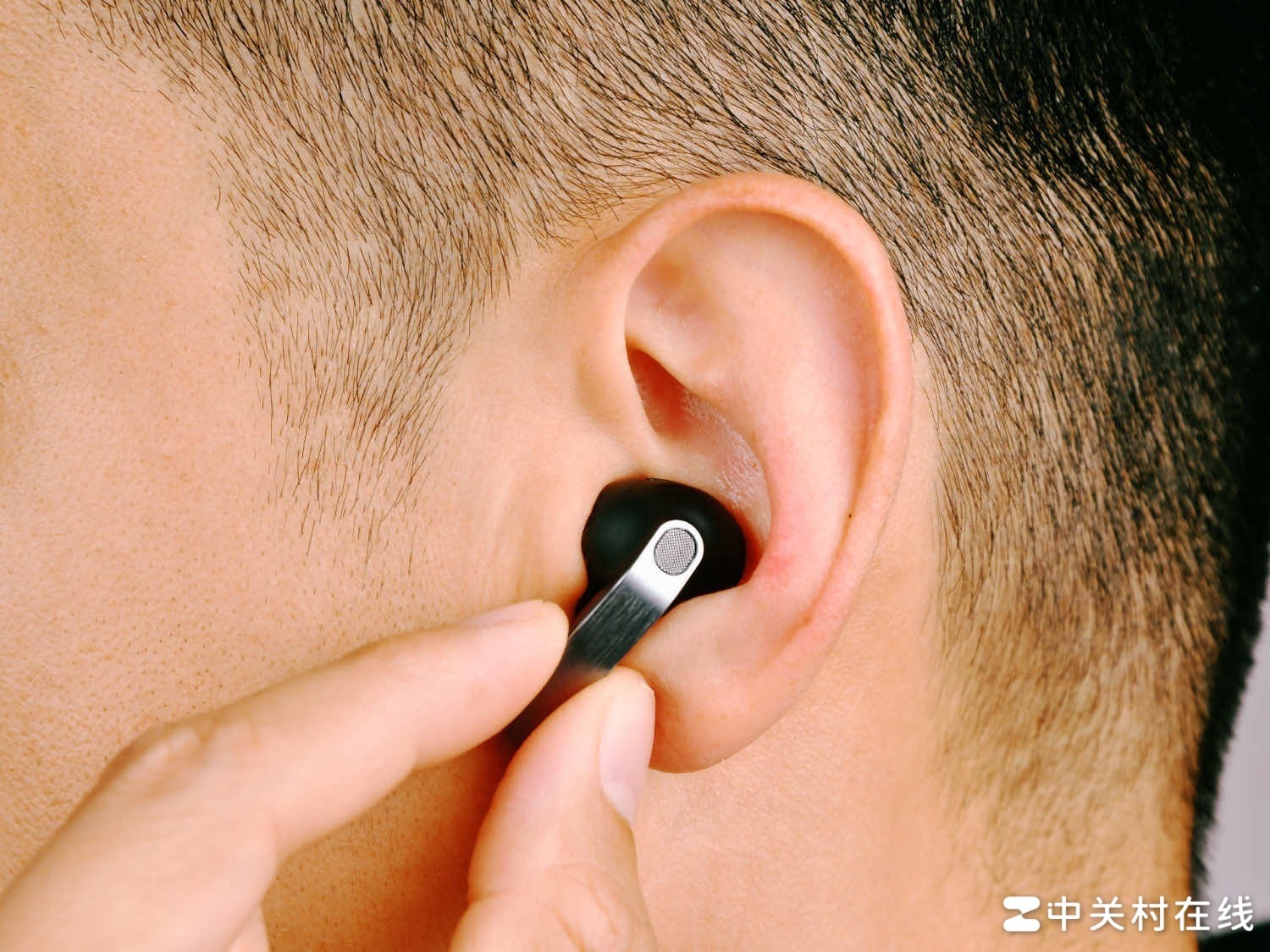 一副均衡耐听的旗舰TWS：三星 Galaxy Buds 4 Pro上手快评