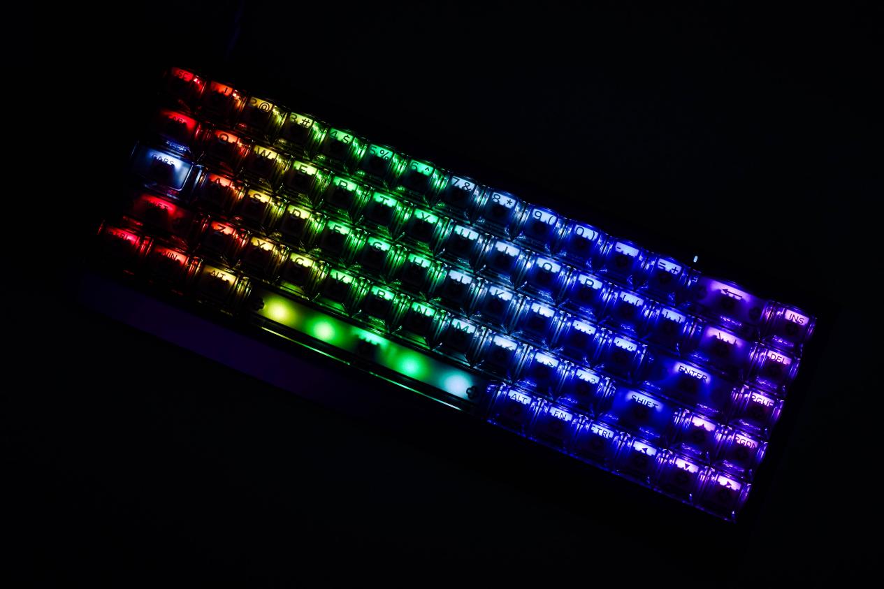 迈从Ace 68 GT键盘评测：天下游戏 唯快制胜