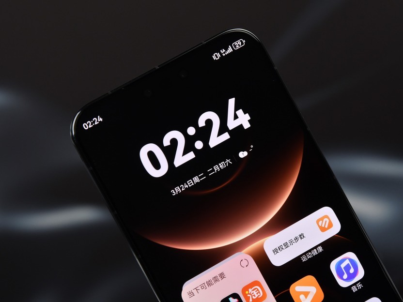 华为 Mate 80 Pro Max风驰版全面评测:把风吹进旗舰