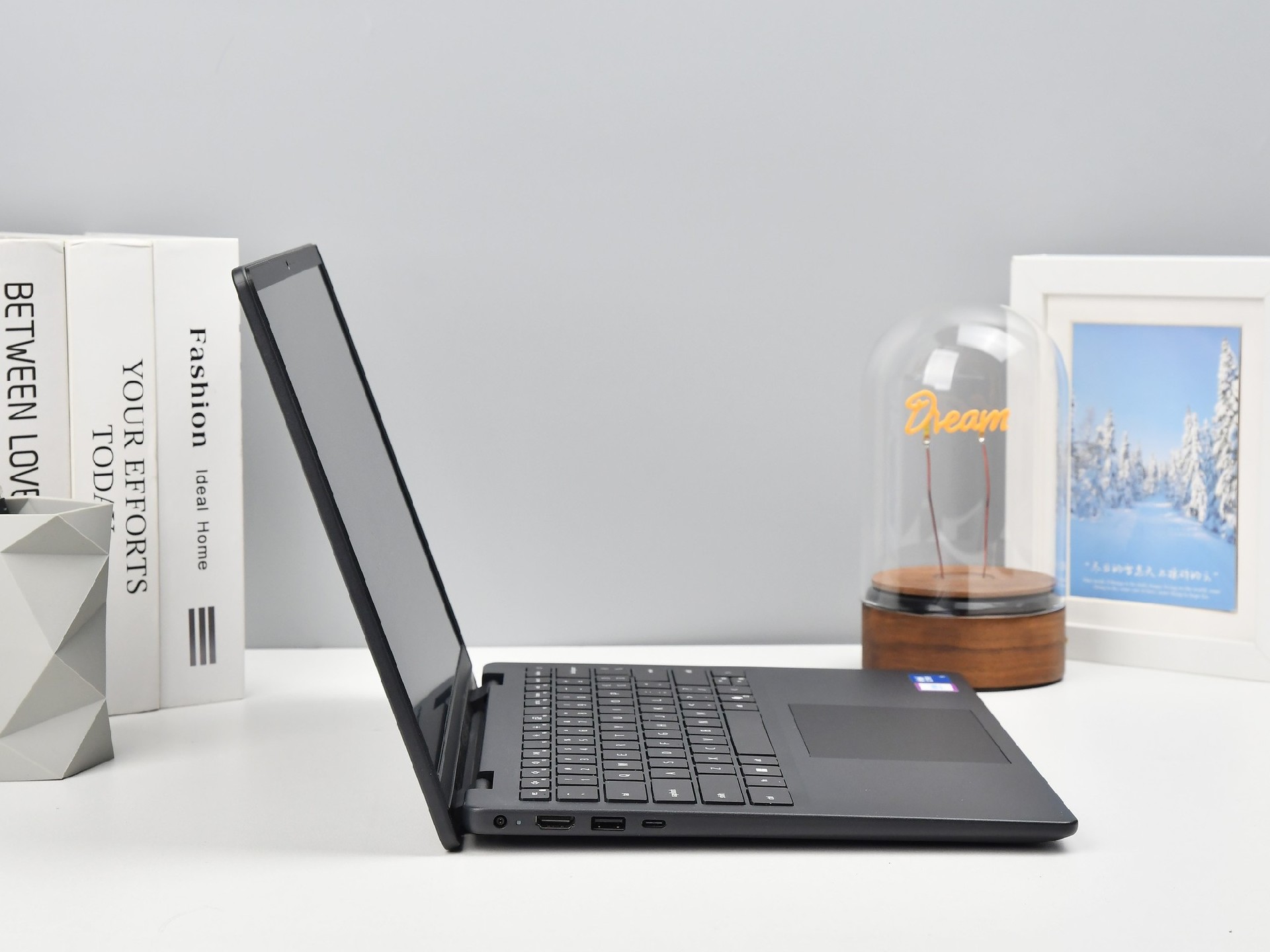 Dell Pro 14 Essential笔记本评测：中小企业低成本IT部署方案