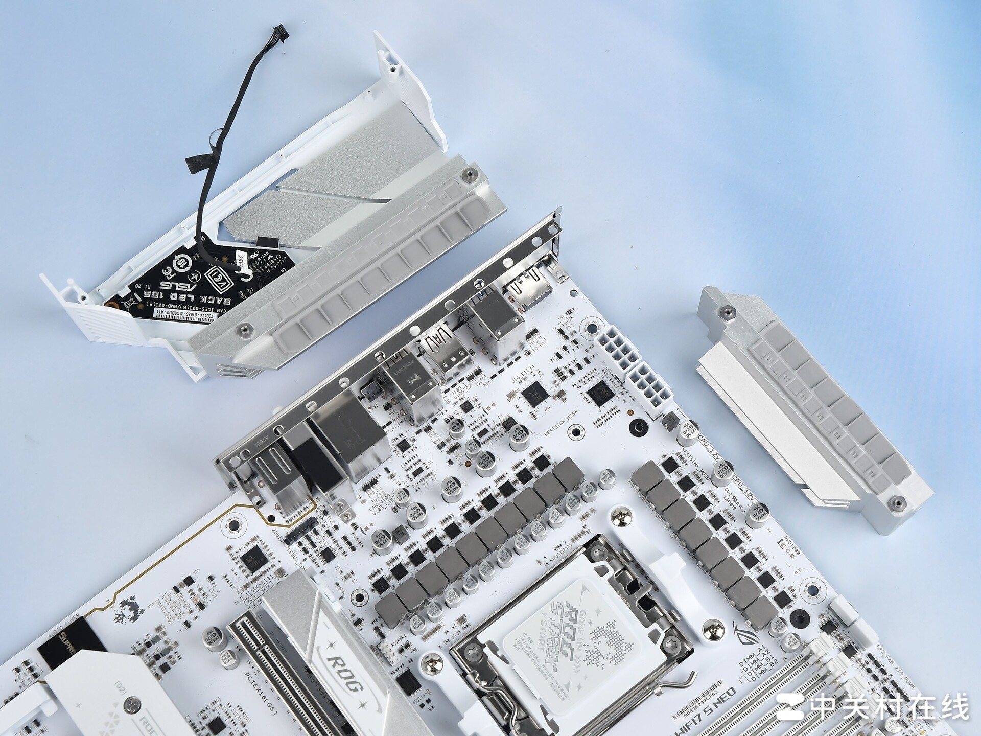 华硕ROG B850吹雪S NEO评测 二次元白色主板还得看吹雪