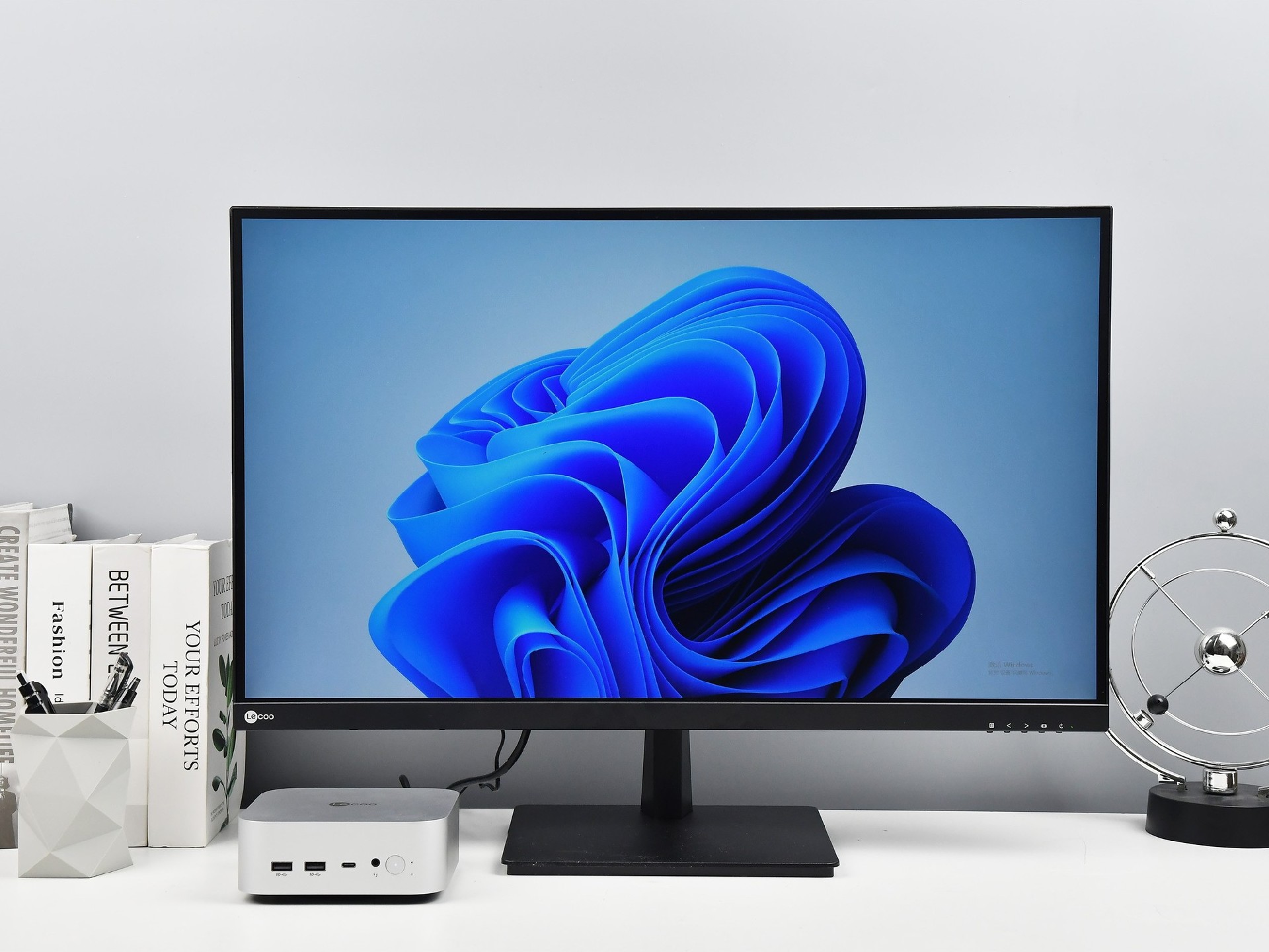 巴掌大小的超小型迷你小钢炮！上手体验来酷AI MINI高性能迷你主机