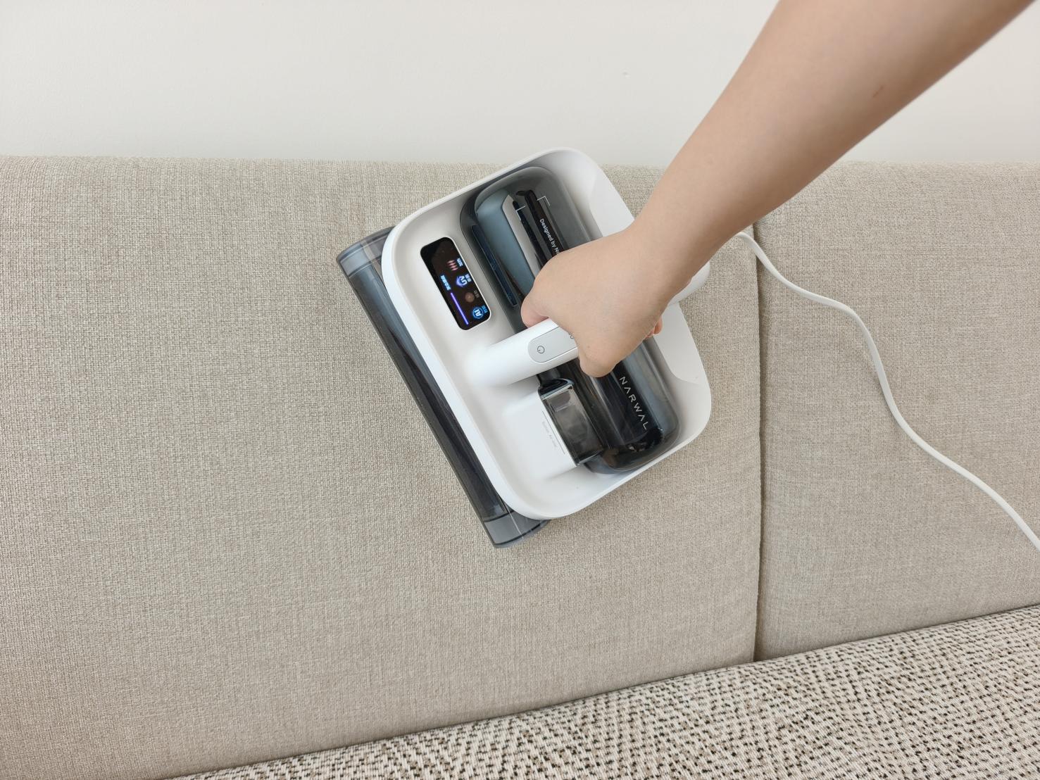 云鲸除螨仪U50评测：58.5℃黄金热熨+免洗月抛集尘袋，承包家居精细化清洁