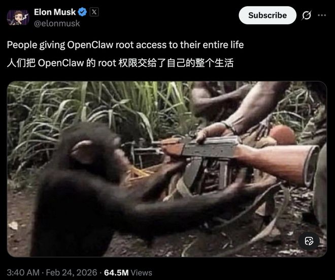 马斯克转发了这条帖子，配了一张电影《猩球崛起》中士兵把AK-47递给猩猩的截图，写道：