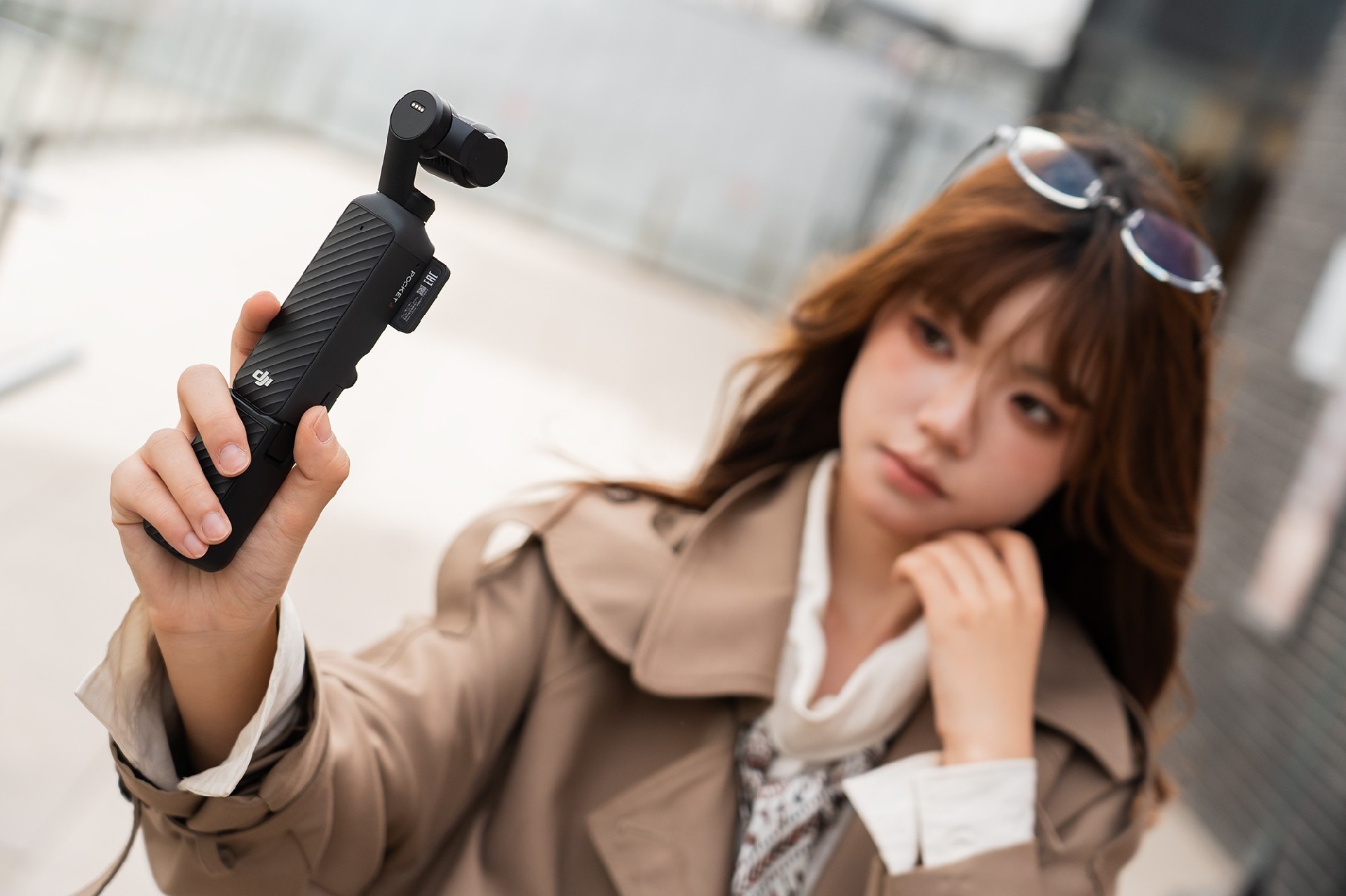 DJI Osmo Pocket 4评测：全新1英寸传感器，体验再升级的口袋云台相机