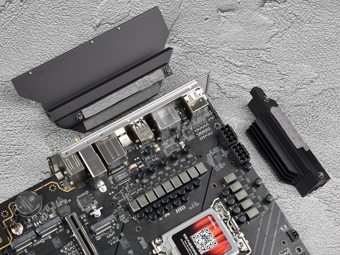 同级没它实惠，同价没它量大，七彩虹B860M PLUS S WIFI7 V20超级黑刃评测