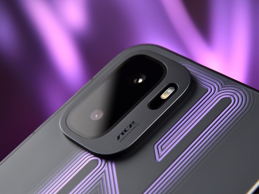 一加 Ace 6 至尊版全面评测：送给FPS玩家的一份梦想礼物