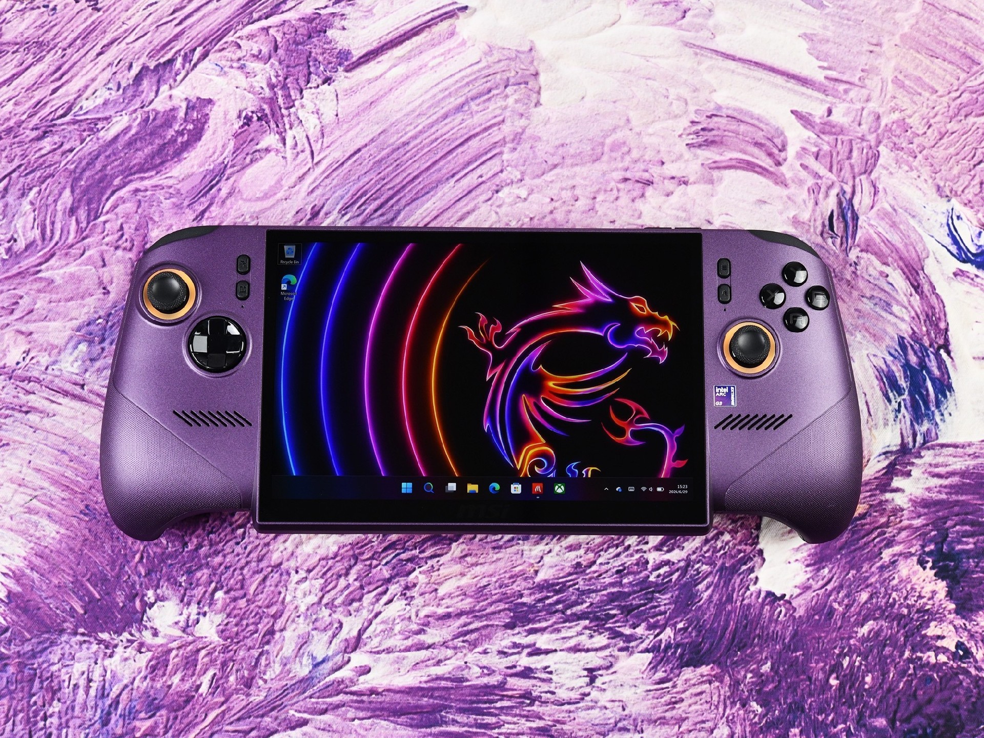 英特尔Arc G3 E带来性能与续航双重进化!上手体验微星CLAW 8 EX AI+掌机