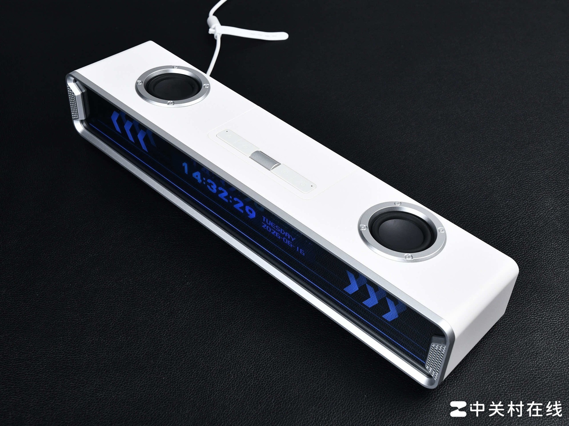 迈从K20 GT电竞音箱体验,一块歌词屏带来意想不到的娱乐升级