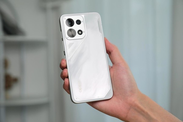 OPPO K15体验:主动散热+8000mAh,2K档的体验越级者 OPPO K15体验:主动散热+8000mAh,2K档的体验越级者